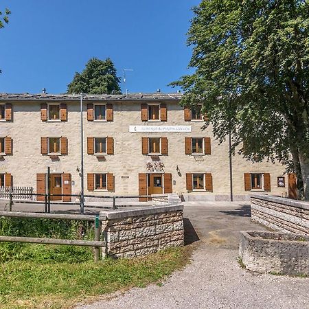 Locanda Alpina A 1250 Mt Ala Zewnętrze zdjęcie