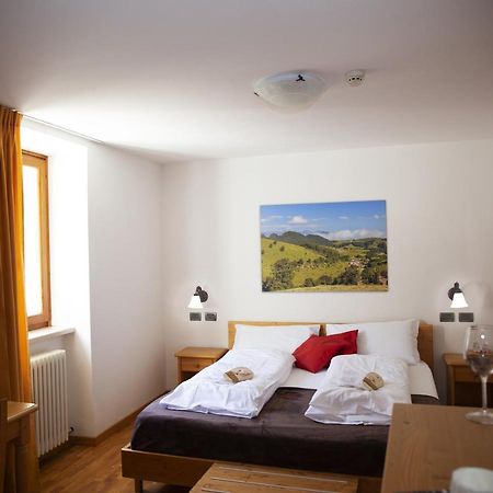 Locanda Alpina A 1250 Mt Ala Zewnętrze zdjęcie