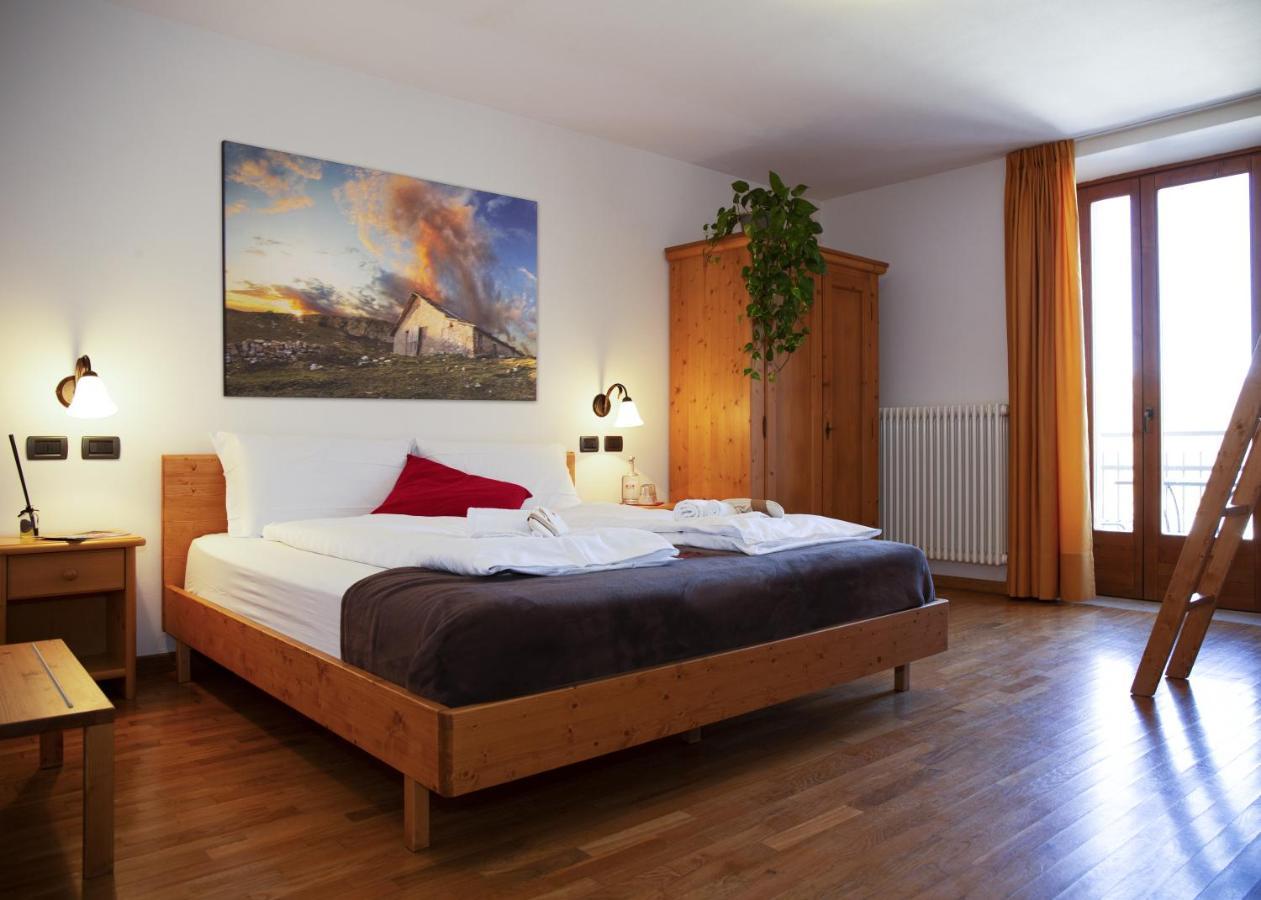Locanda Alpina A 1250 Mt Ala Zewnętrze zdjęcie